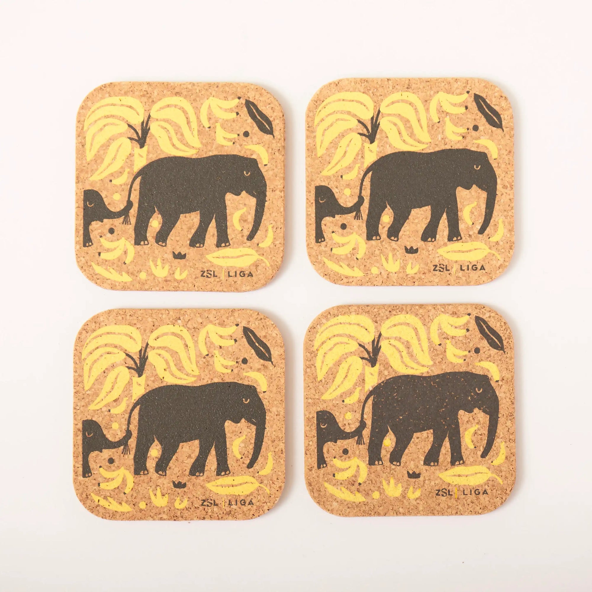 Set of 4 Placemats and matching Coasters | Giraffes