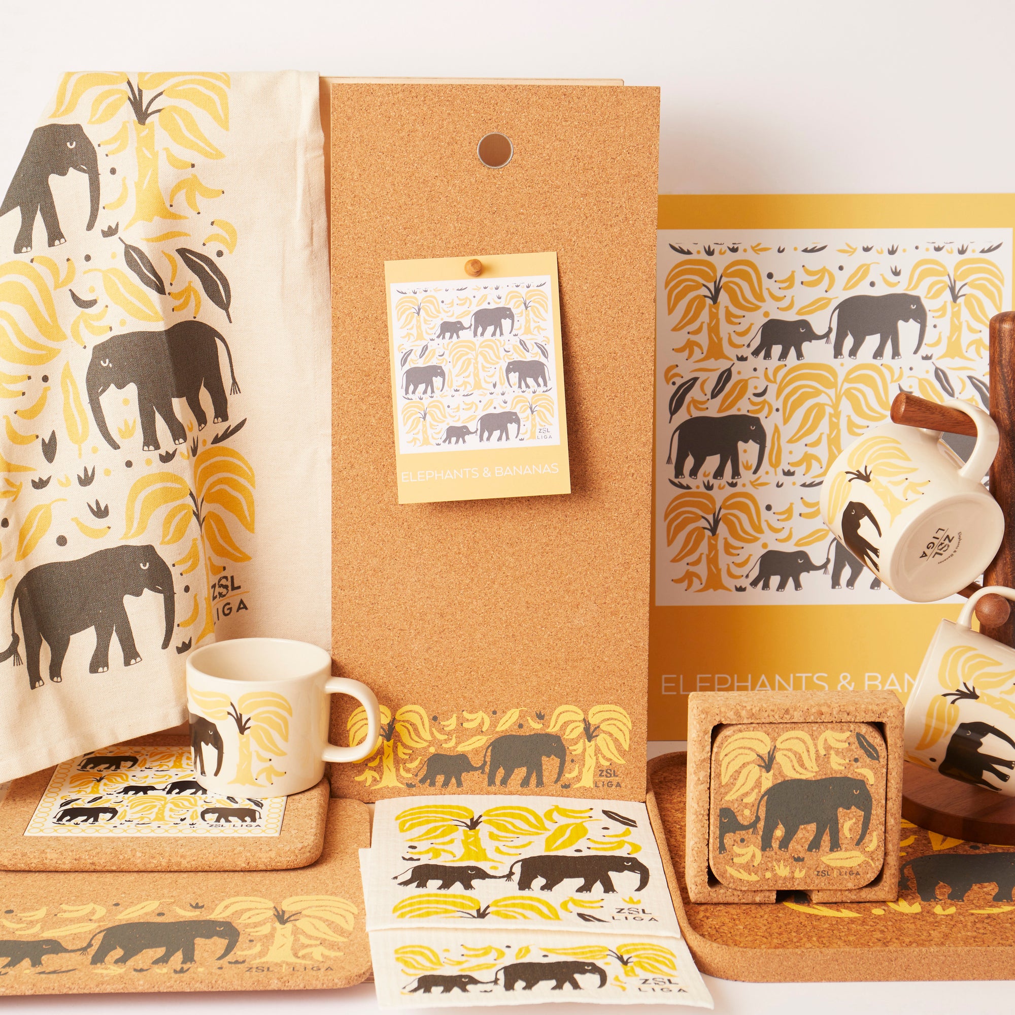 Set of 4 Placemats and matching Coasters | Giraffes