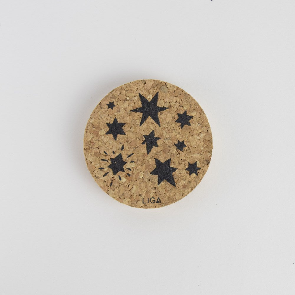 Sustainable cork round magnet. Star design
