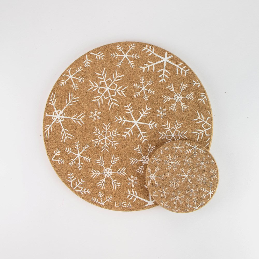 Eco friendly cork placemats + coasters. Snowflake design